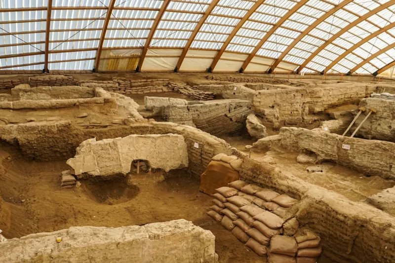 What Was Never Found: How the Strategic Reading of Missing Artifacts Is Rewriting North American Prehistory